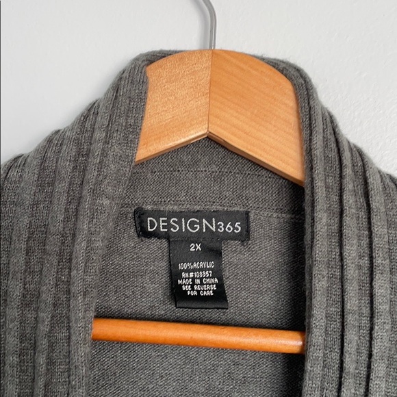 Design365 Gray Plus Size Sweater Cardigan - Picture 4 of 4